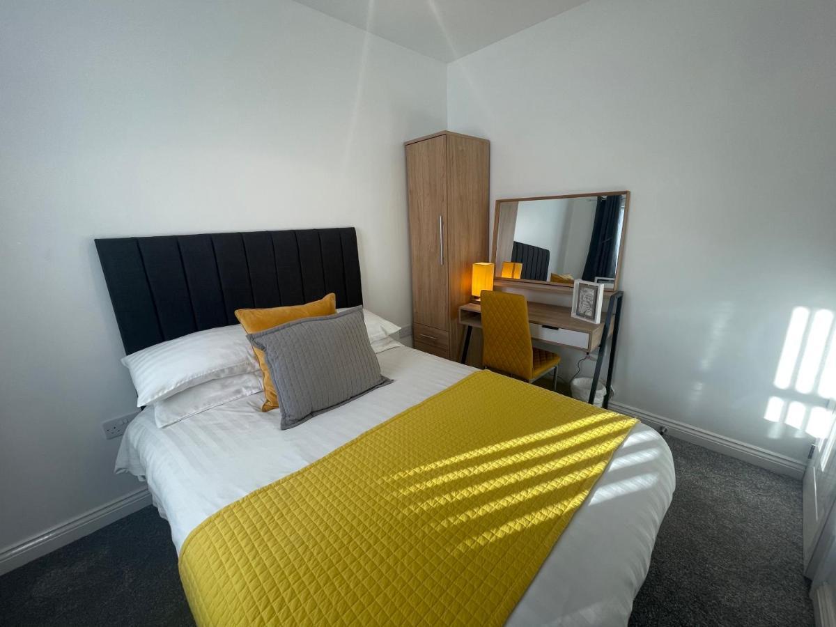 Modern & Cozy 2 Bed Apartment