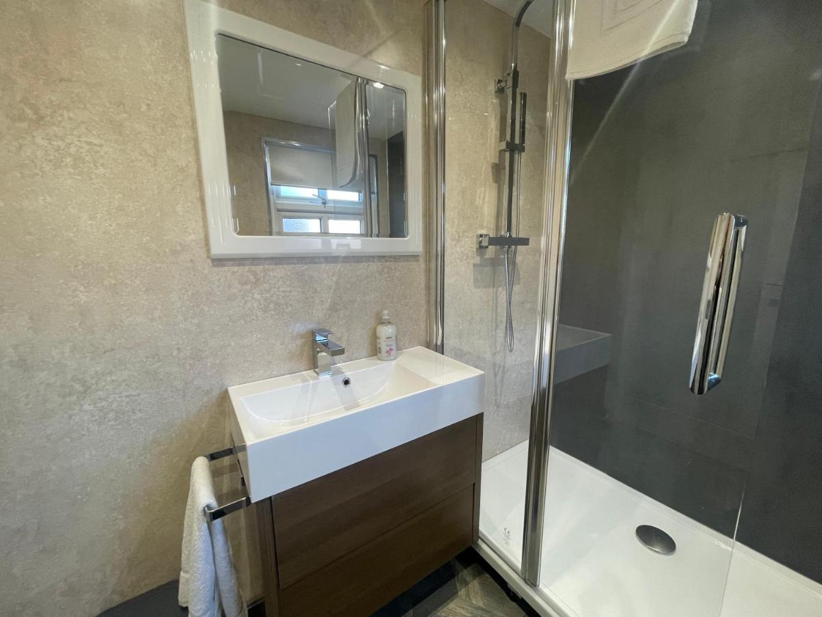 Modern & Cozy 2 Bed Horden